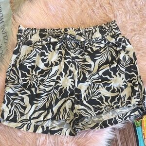 Nicole Miller Black and Cream Floral-Print High Waist Shorts